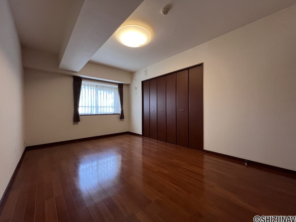 ネオステージ聖一色　2階　角部屋3LDKの画像