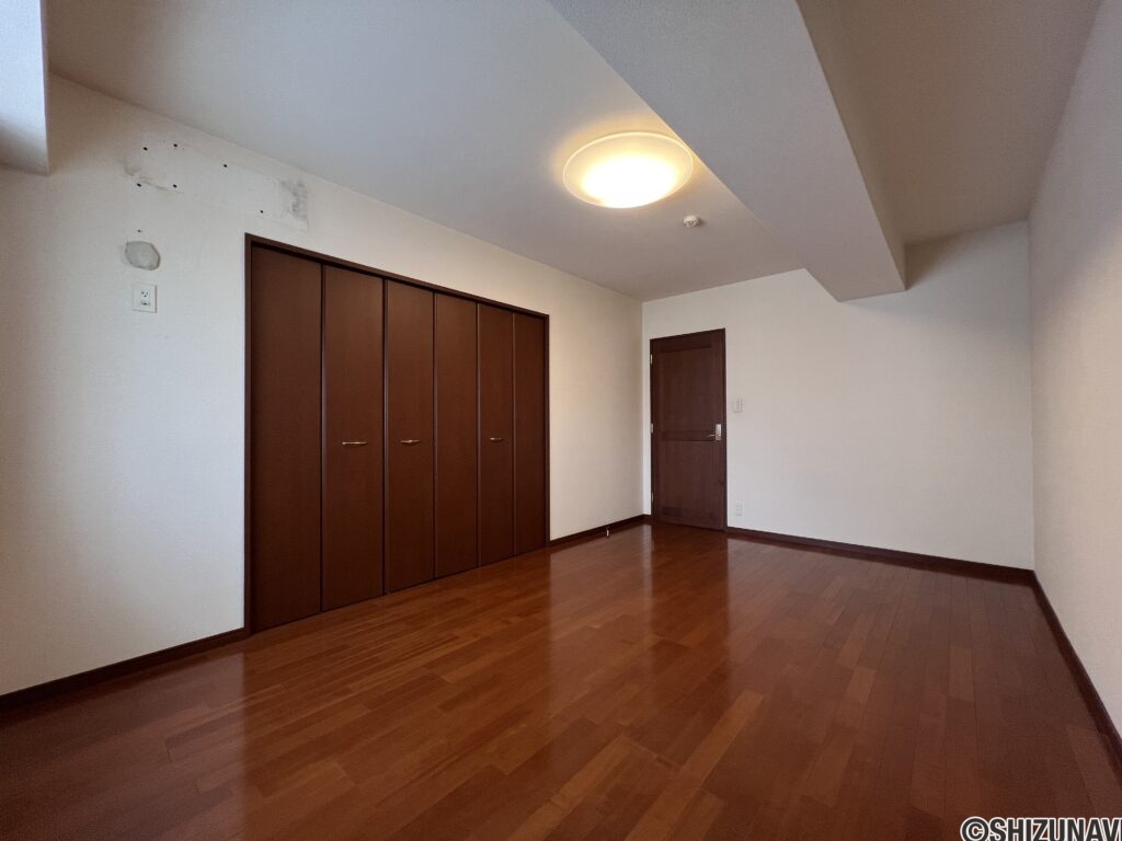 ネオステージ聖一色　2階　角部屋3LDKの画像