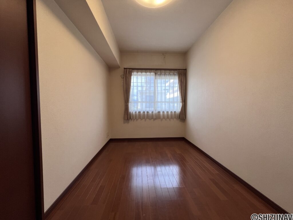 ネオステージ聖一色　2階　角部屋3LDKの画像