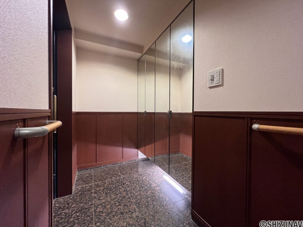 ネオステージ聖一色　2階　角部屋3LDKの画像