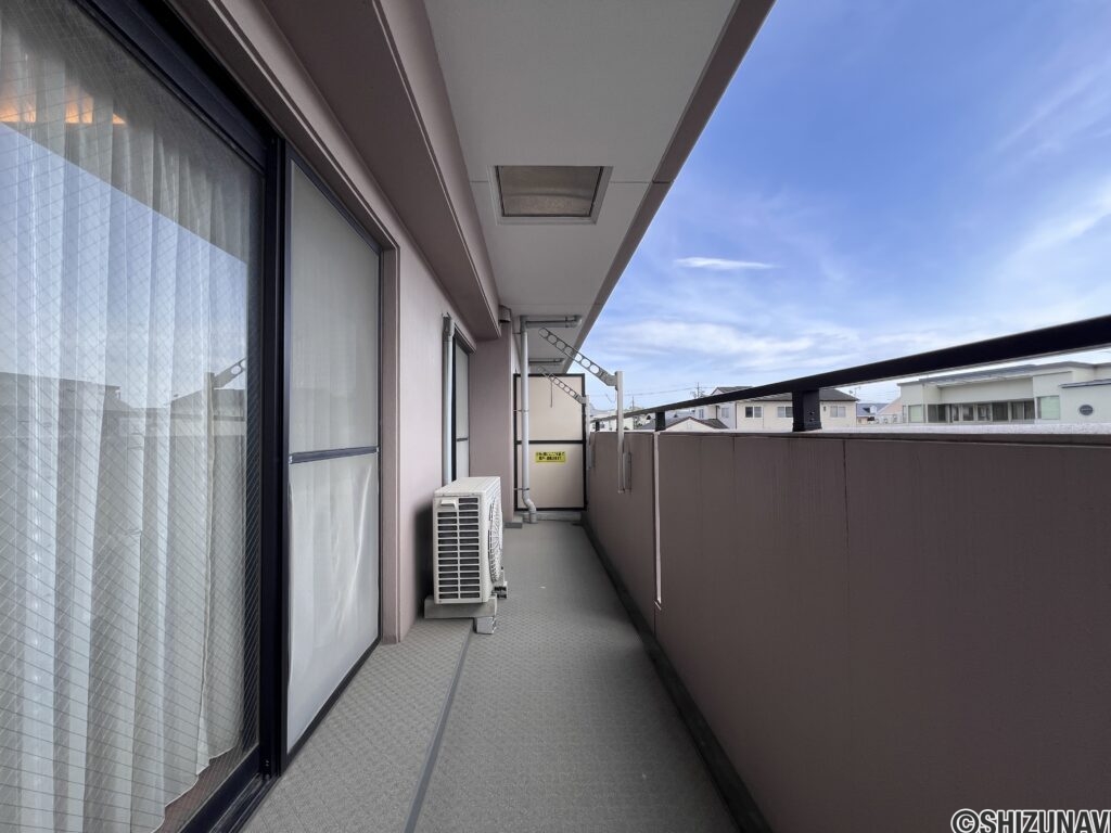 ネオステージ聖一色　2階　角部屋3LDKの画像
