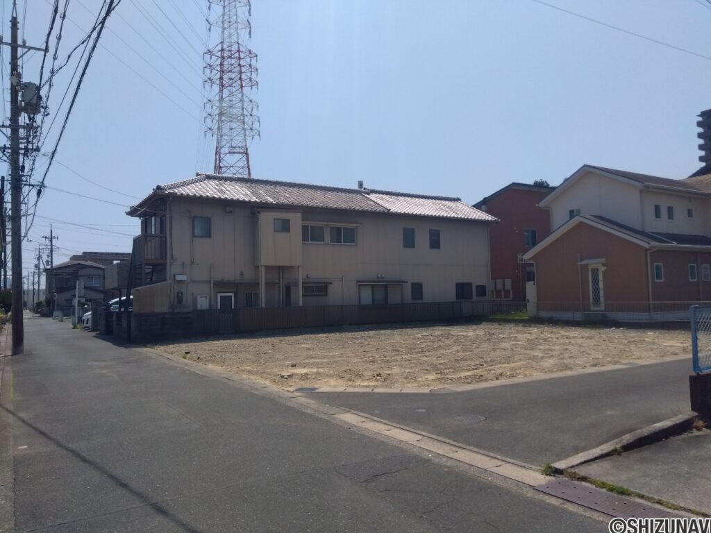 前面道路(北→南)