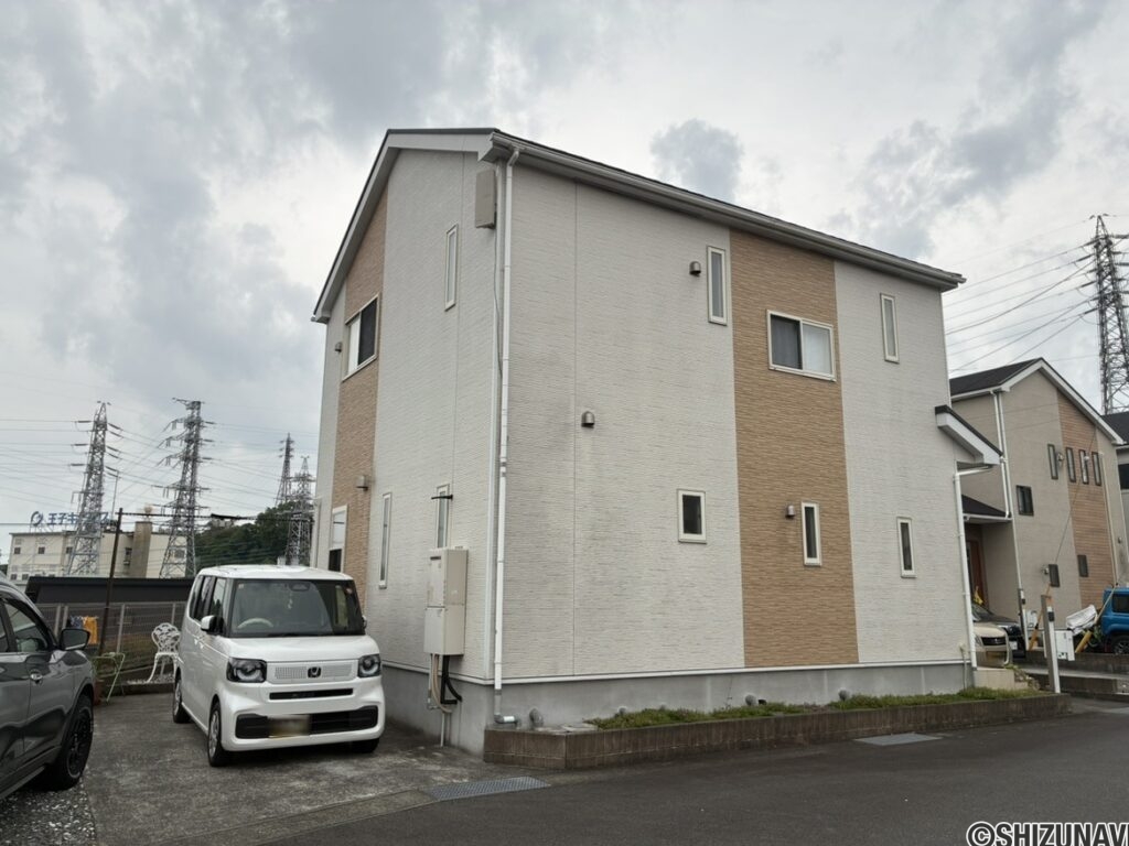 富士市入山瀬２丁目　中古住宅 「鷹岡小学校・鷹岡中学校」の画像