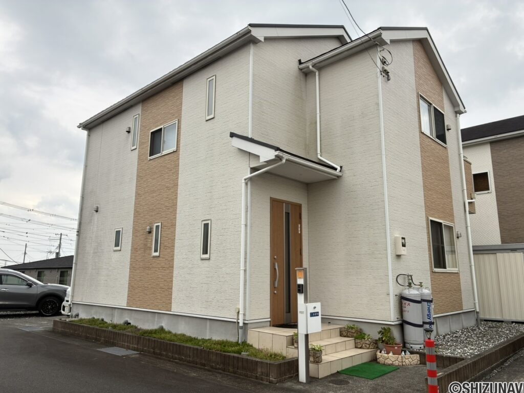 富士市入山瀬２丁目　中古住宅 「鷹岡小学校・鷹岡中学校」の画像