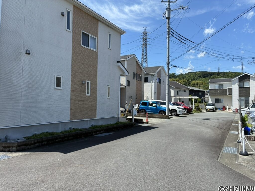 富士市入山瀬２丁目　中古住宅 「鷹岡小学校・鷹岡中学校」の画像