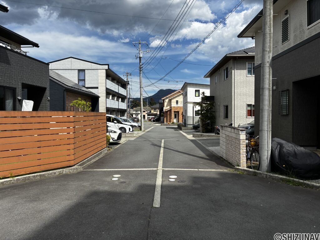 御殿場市川島田　4LDK　中古住宅の画像