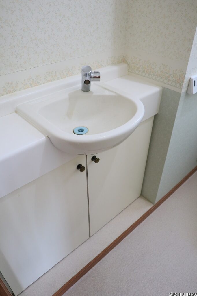 トイレ手洗い