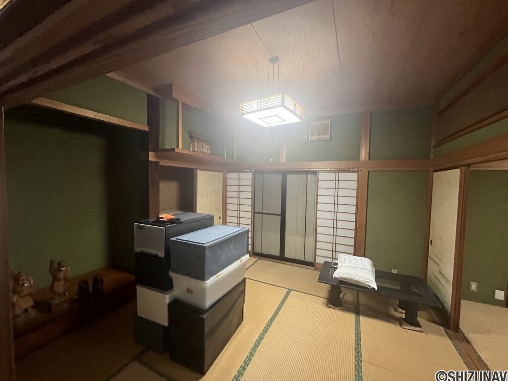 御殿場市新橋　中古住宅　御殿場市立御殿場小・御殿場市立御殿場中学区の画像