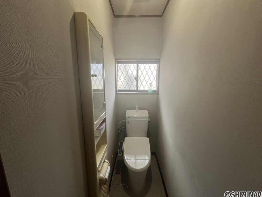 御殿場市新橋　中古住宅　御殿場市立御殿場小・御殿場市立御殿場中学区の画像