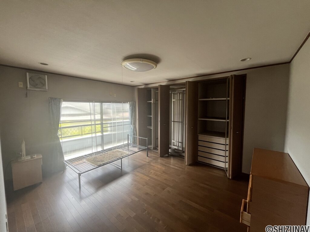 御殿場市新橋　中古住宅　御殿場市立御殿場小・御殿場市立御殿場中学区の画像