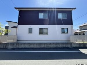 建物外観（西側）