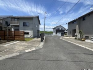 前面道路の別角度です。