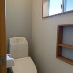 2階　トイレリフォーム済みです。