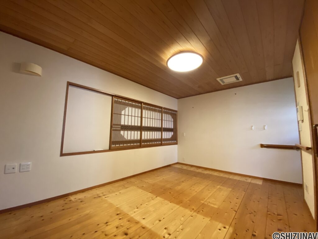 １階洋間