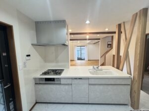 キッチン②（対面式キッチンのため、リビングが見渡せます）
