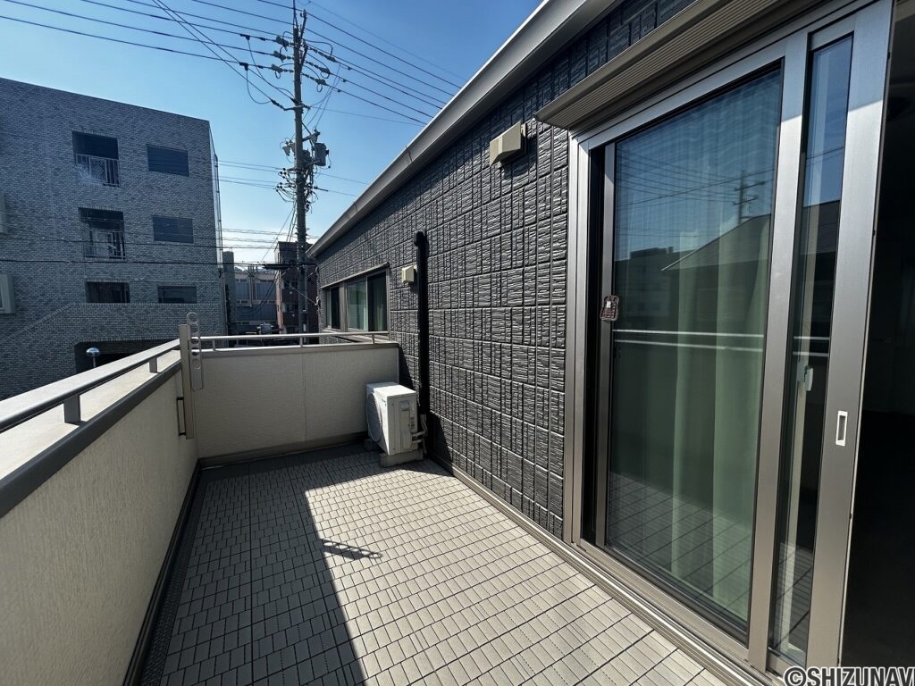 葵区辰起町　2022年築　築浅のセキスイハイム施工の戸建の画像