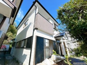【外観（別角度）】（10/3撮影）外壁屋根塗装が完了いたしました。購入後すぐの大きな修繕負担を軽減できます。