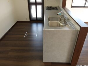 2026年4月にキッチン交換済み（対面式キッチン）