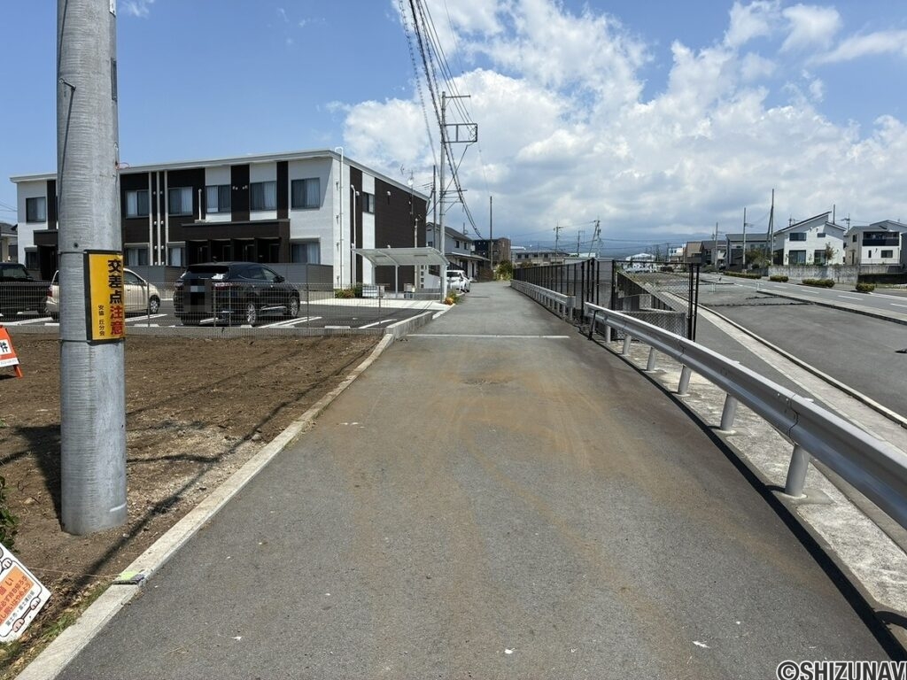 富士市大淵　売り土地　現地外観