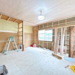 【リフォーム中/2階8帖北東側洋室】（6/29撮影）約8帖のお部屋です。元々は和室ですが、洋室へとリフォームいたします。フローリング張り、クロス張替、照明交換を行います。