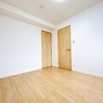 南東側洋室約5.5帖