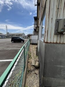 敷地内　東側