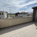 バルコニー　開放的で外の景色が遠くまで望めます