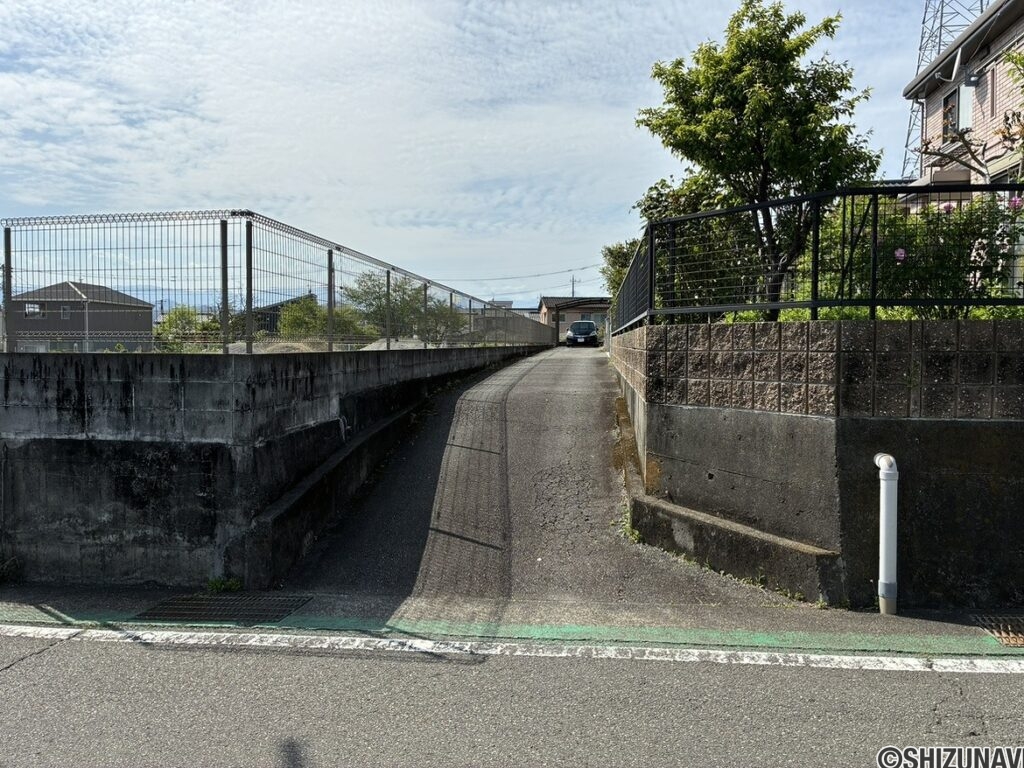 富士市天間　中古住宅　外観