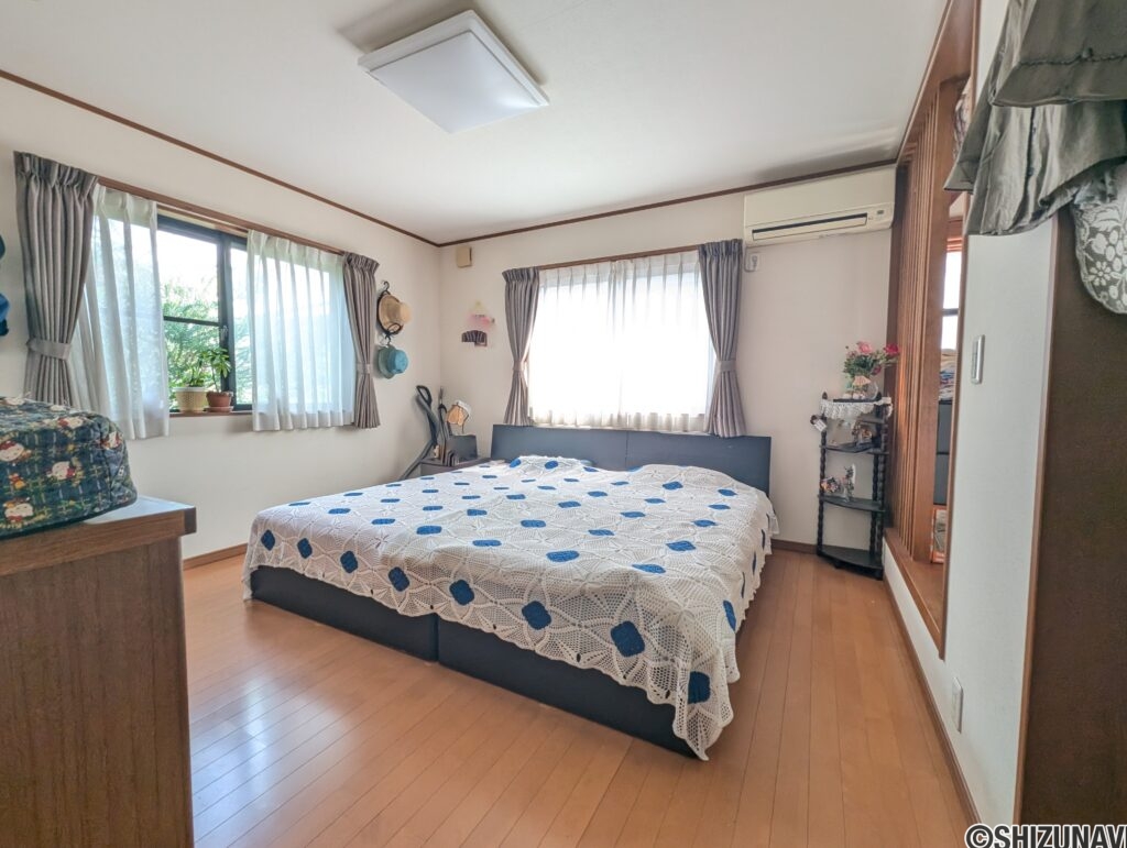 1F：洋室8帖