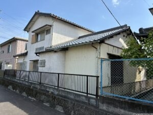 富士市天間　中古住宅　外観