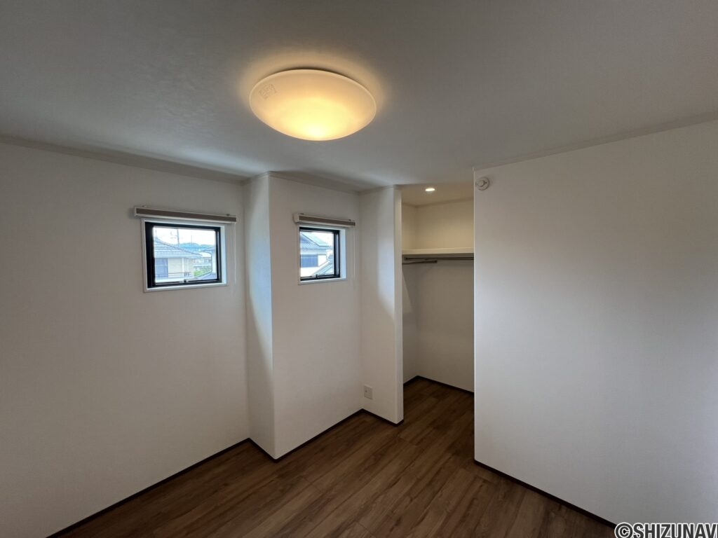 2階洋室5.3帖