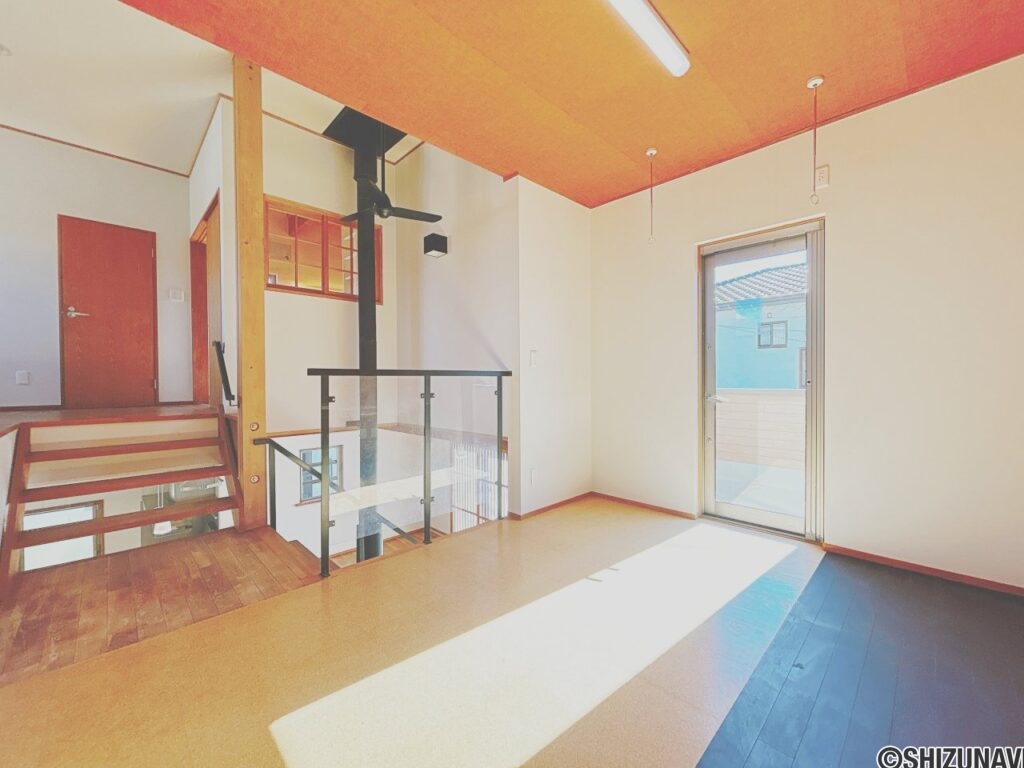 松岡中2階6帖洋室別角度