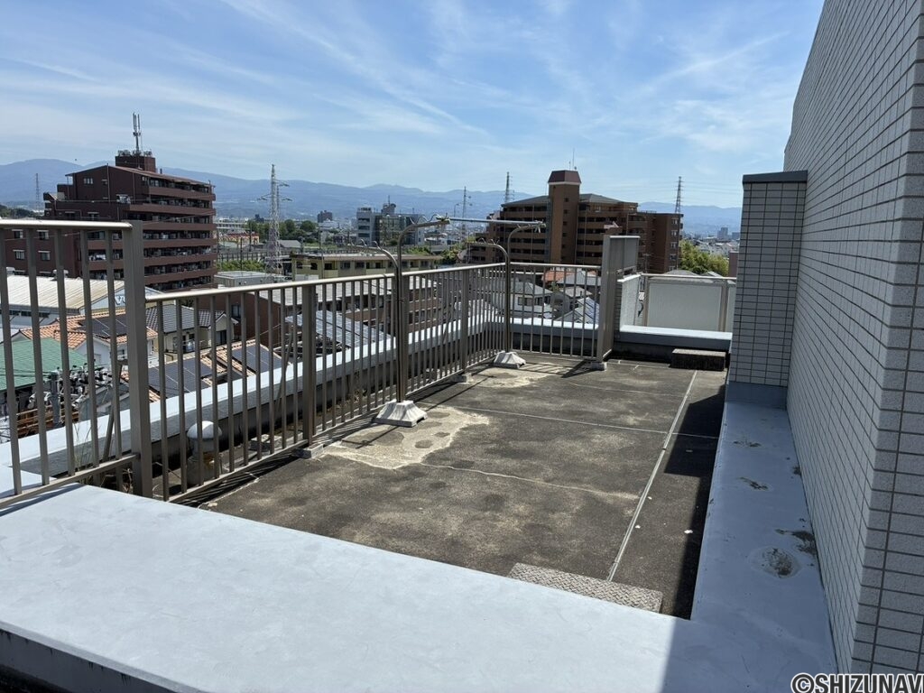 沼津市岡一色　シャリエ沼津607号室　内観