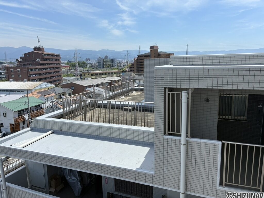 沼津市岡一色　シャリエ沼津607号室　内観