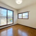 2階洋室西側4.5帖