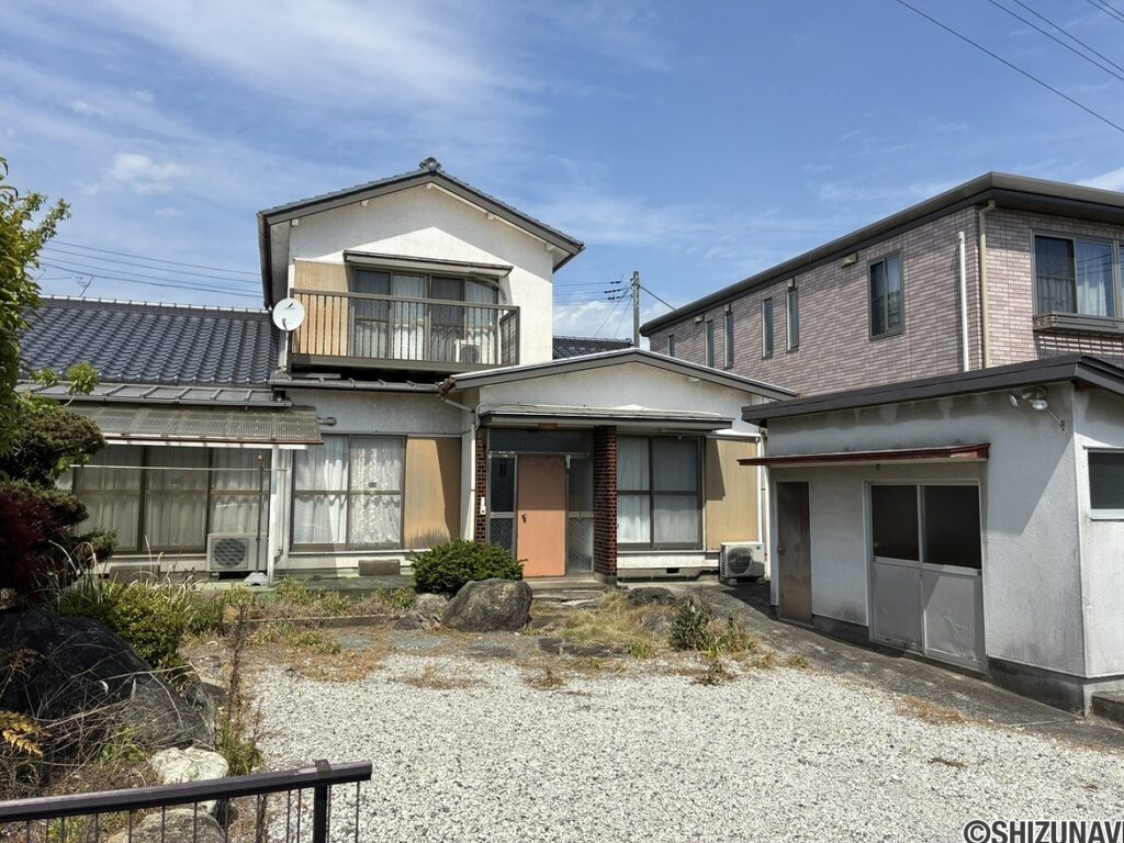 富士市天間　中古住宅　外観