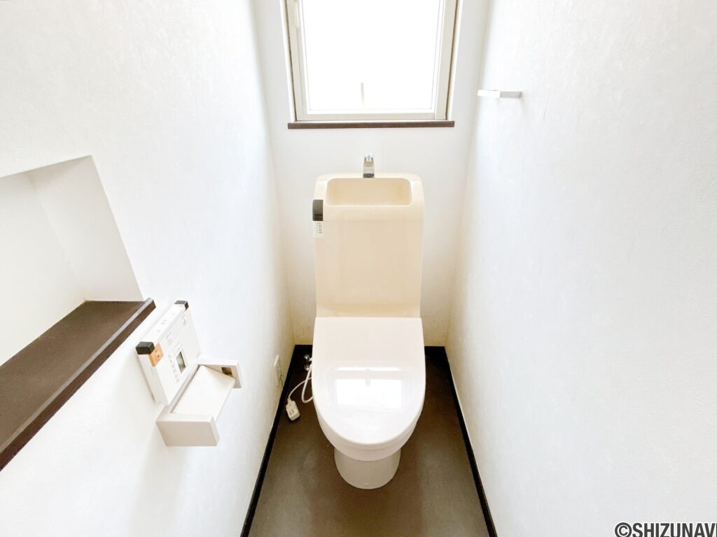 【2階トイレ】