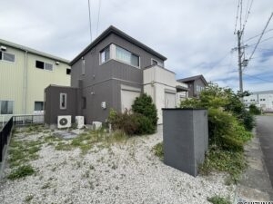 庭側外観　こちらにも駐車可能です