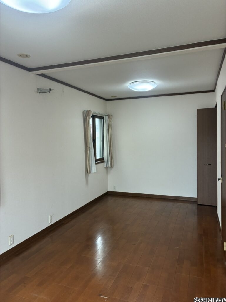 富士市中丸　ミオーレ　中古