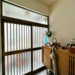 玄関中