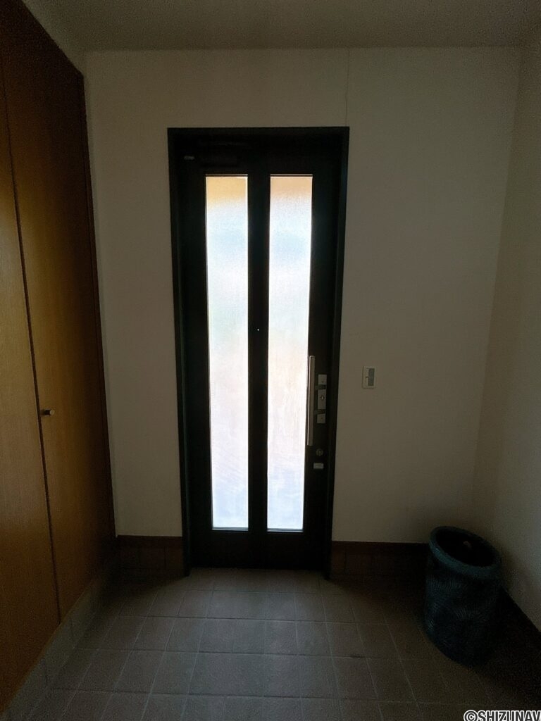 カチタス　清里2　玄関
