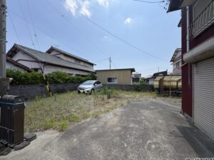 敷地内①