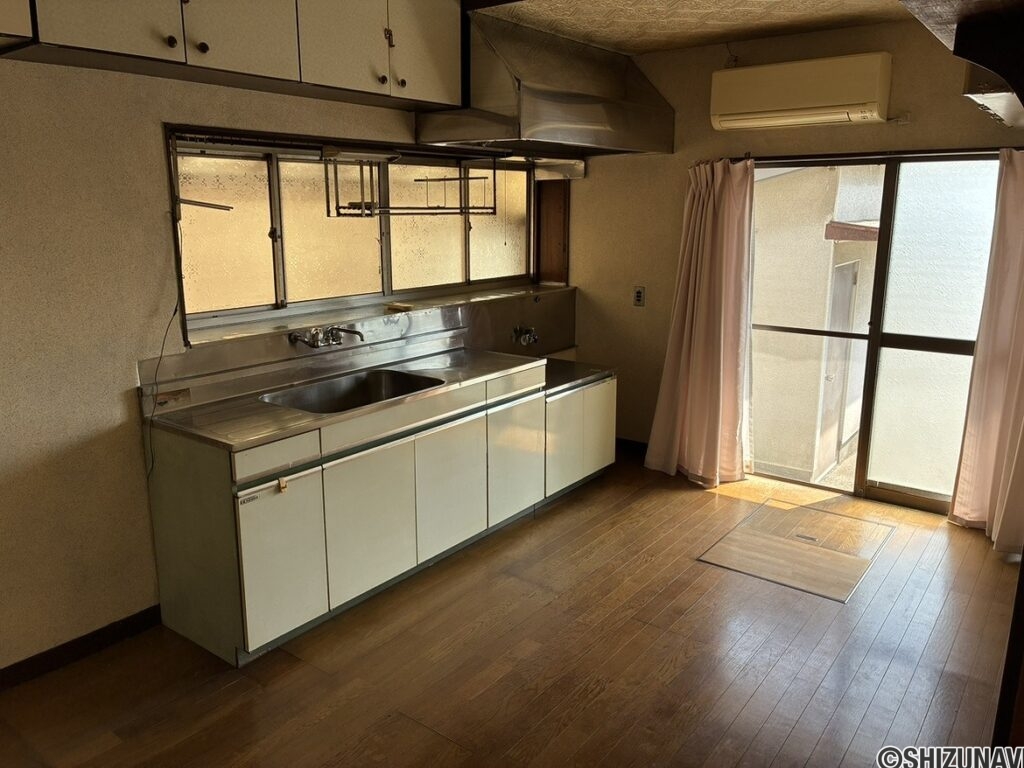 富士市天間　中古住宅　室内