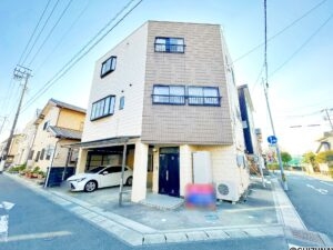 【リフォーム中/外観】別角度