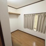 納戸※本画像はAI処理により家具を削除しているため、現況と相違がある場合がございます。
