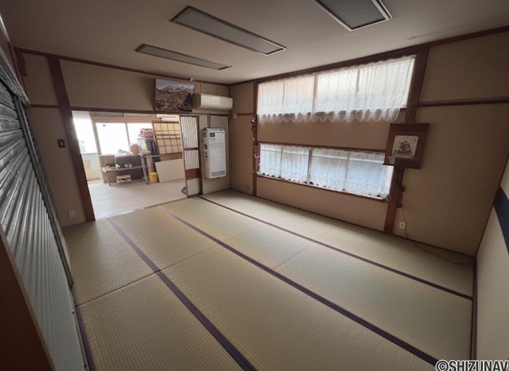 静岡市葵区上足洗3丁目　店舗や事務所併用で中古住宅として利用可能の画像