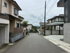 前面道路　北から南方向
