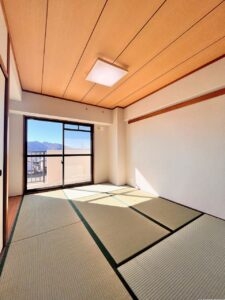 アーバンシティ中石田　4回　3LDKの画像