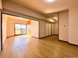 アーバンシティ中石田　4回　3LDKの画像