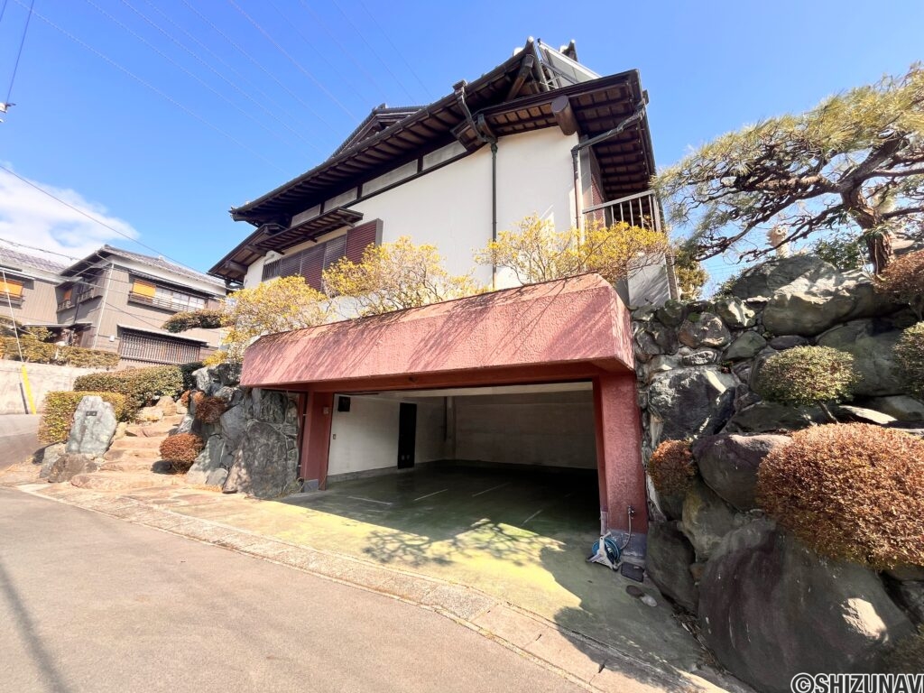 沼津市豊町　古風な住宅の画像
